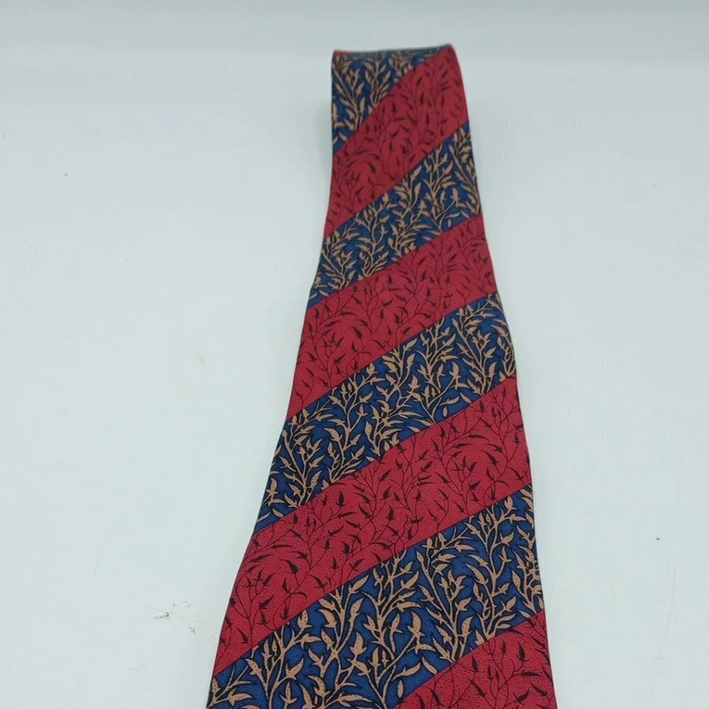 The Fine Arts Museum of San Francisco Tie 57